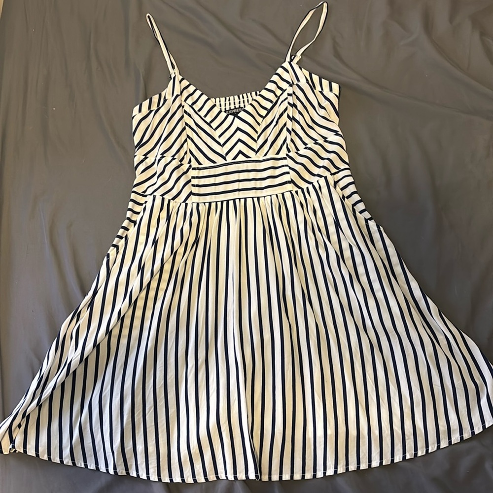 Express summer mini dress in excellent condition